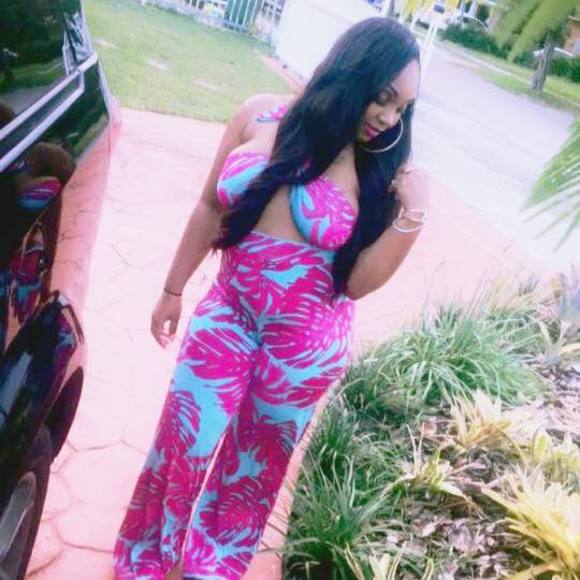 Meet your Posher, Janeaya - Picture 1 of 1